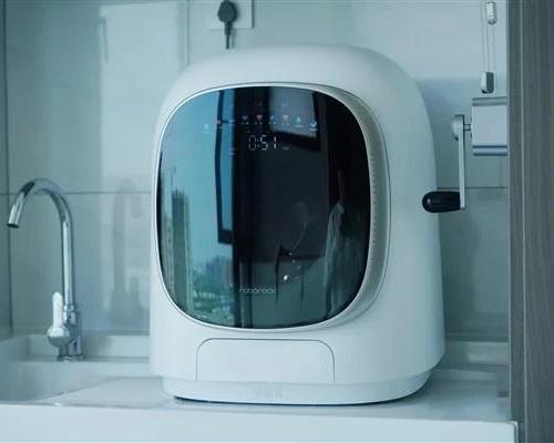 Roborock начала прием заказов на мини-стиральную и сушильную машину M1 Pure