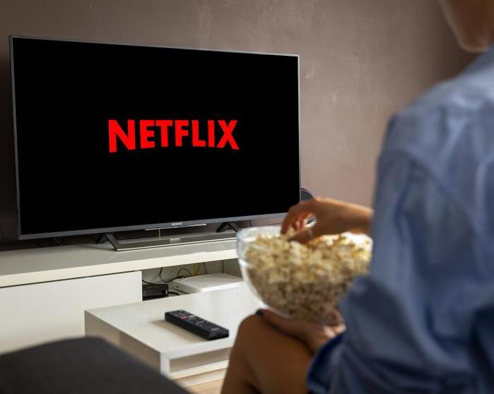 10 сериалов-новинок на Netflix: фантастика, триллеры, детективы